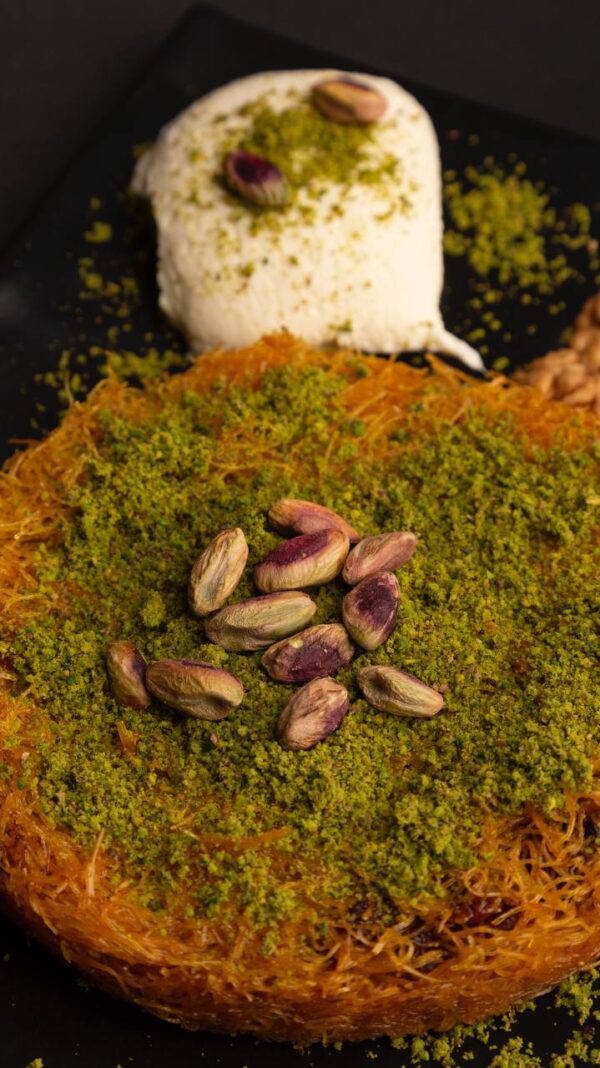 کونفه با قیماق(پرسی)